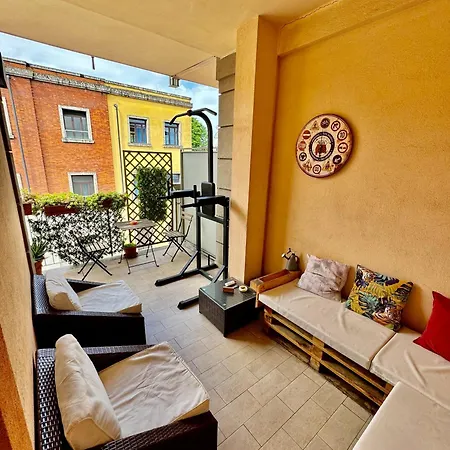 Rooftop Big Terrace Fiera Milano/portello ミラノ